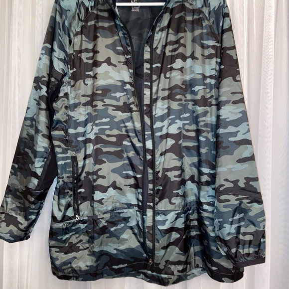 NWOT WIND BREAKER JACKET - Picture 2 of 13